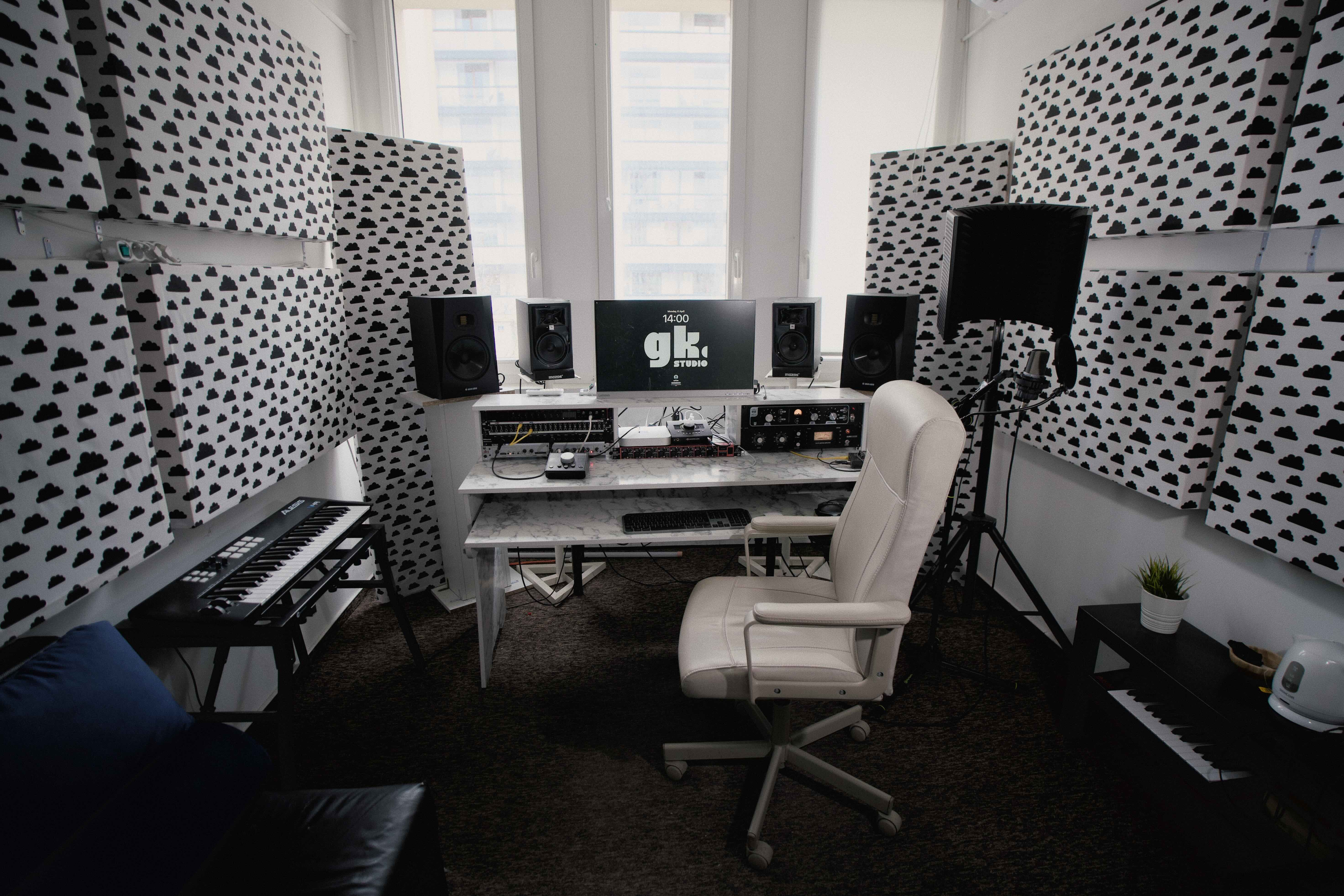 CLOUD STUDIO GK STUDIO